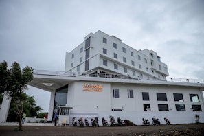 Front of property - PG Resort (Nandurbar)