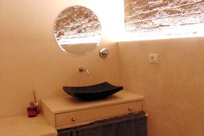 Apartment | Badezimmer | Dusche, Haartrockner, Bidet, Handtücher