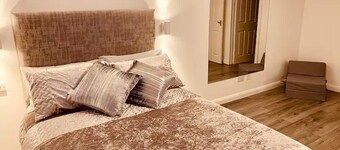 Beautiful 3-bed House in Londonderry