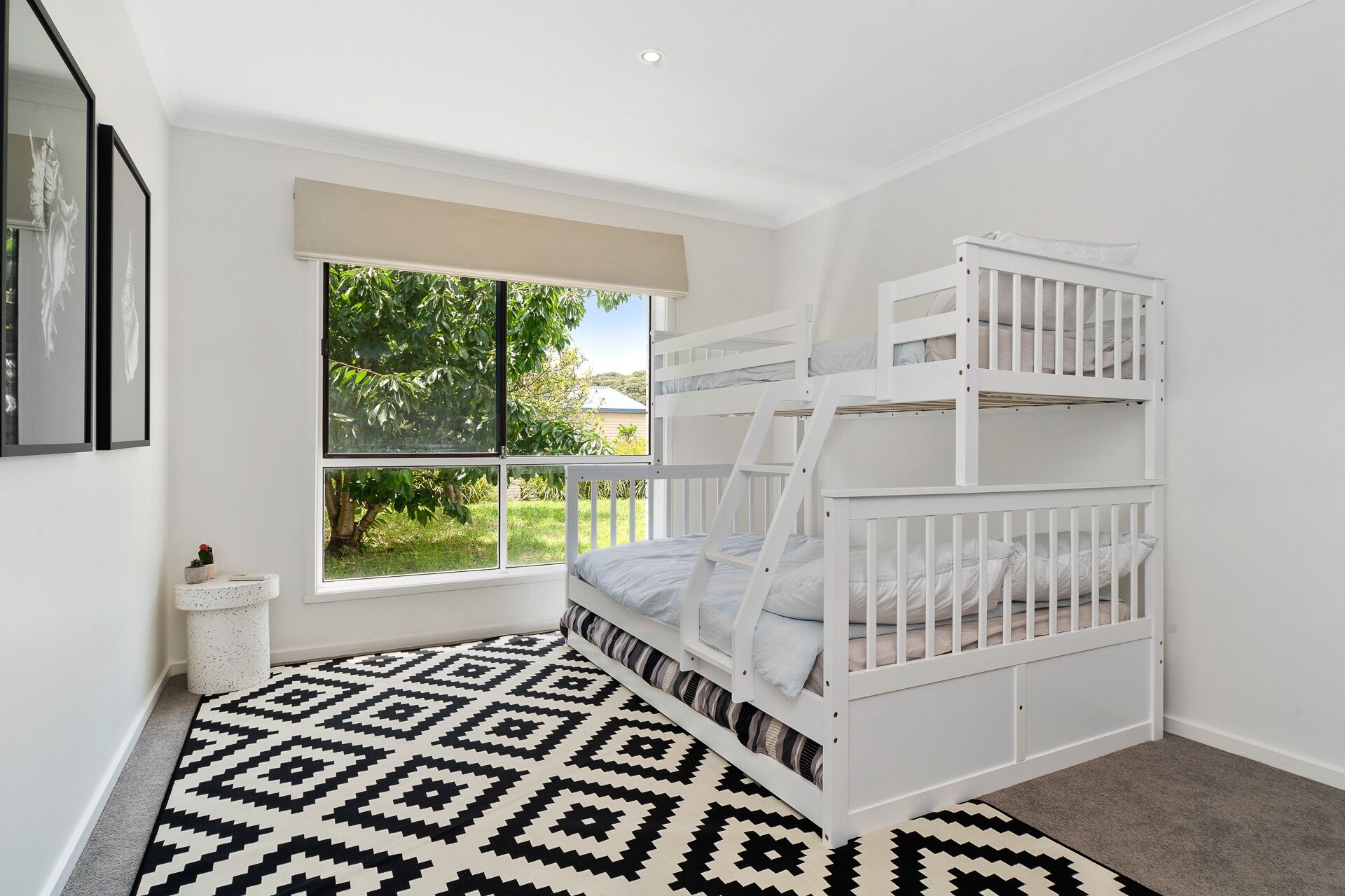 5 bedrooms, desk, iron/ironing board, free WiFi