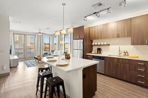 Apartment, 1 Bedroom | Private kitchen