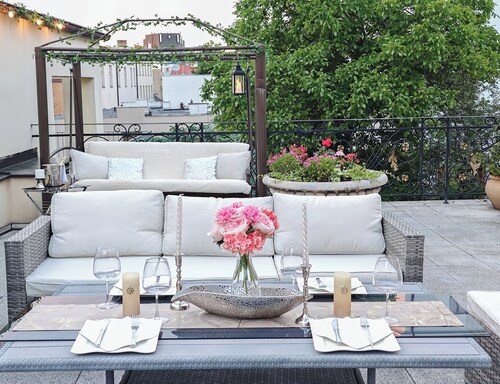 Luxury villa near Wenceslass Square and National Museum