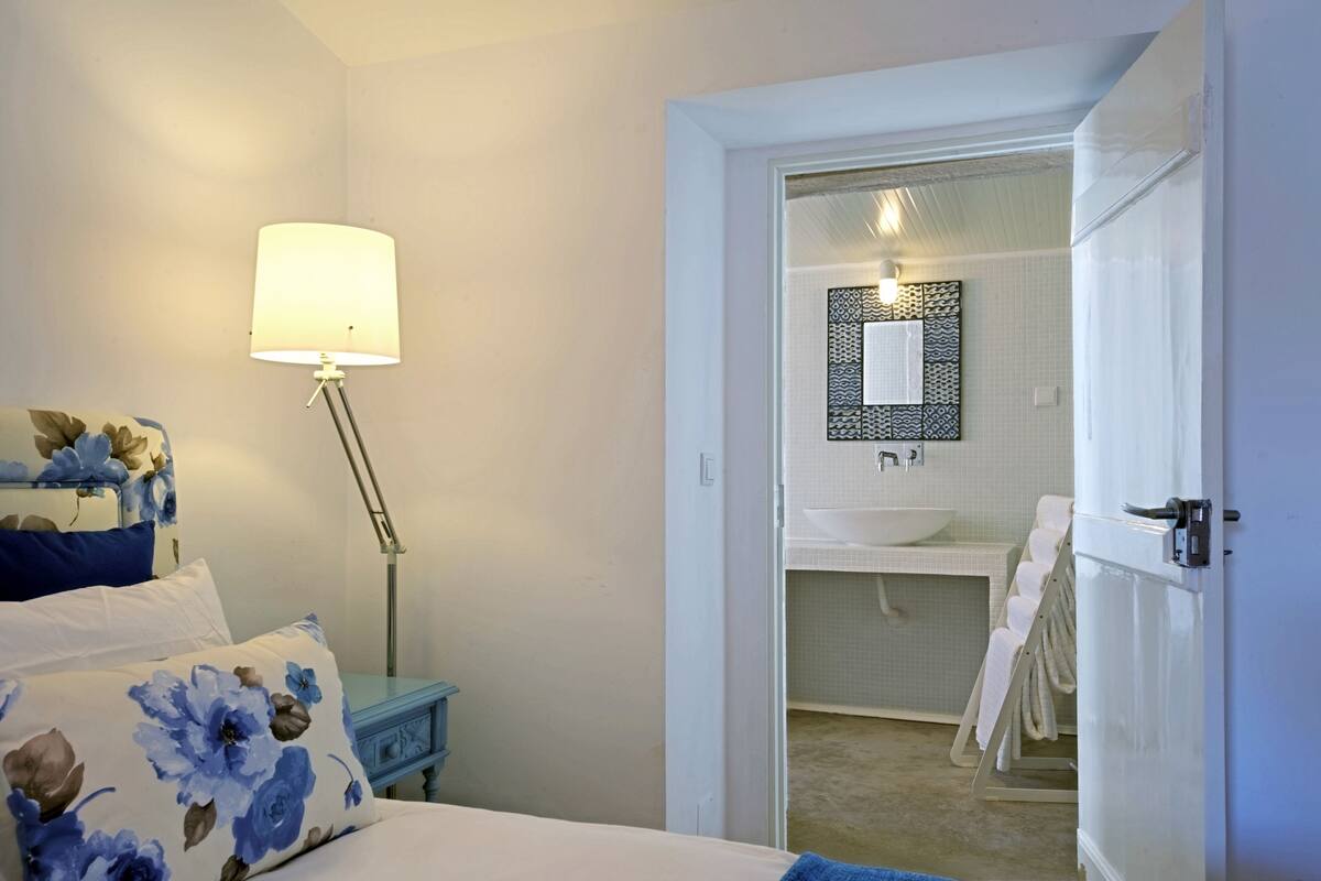 Down comforters, in-room safe, individually decorated