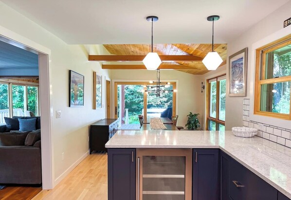 Interior - Traditional Vermont Ski Lodge minutes from Mad River Glen and Sugarbush (Fayston)