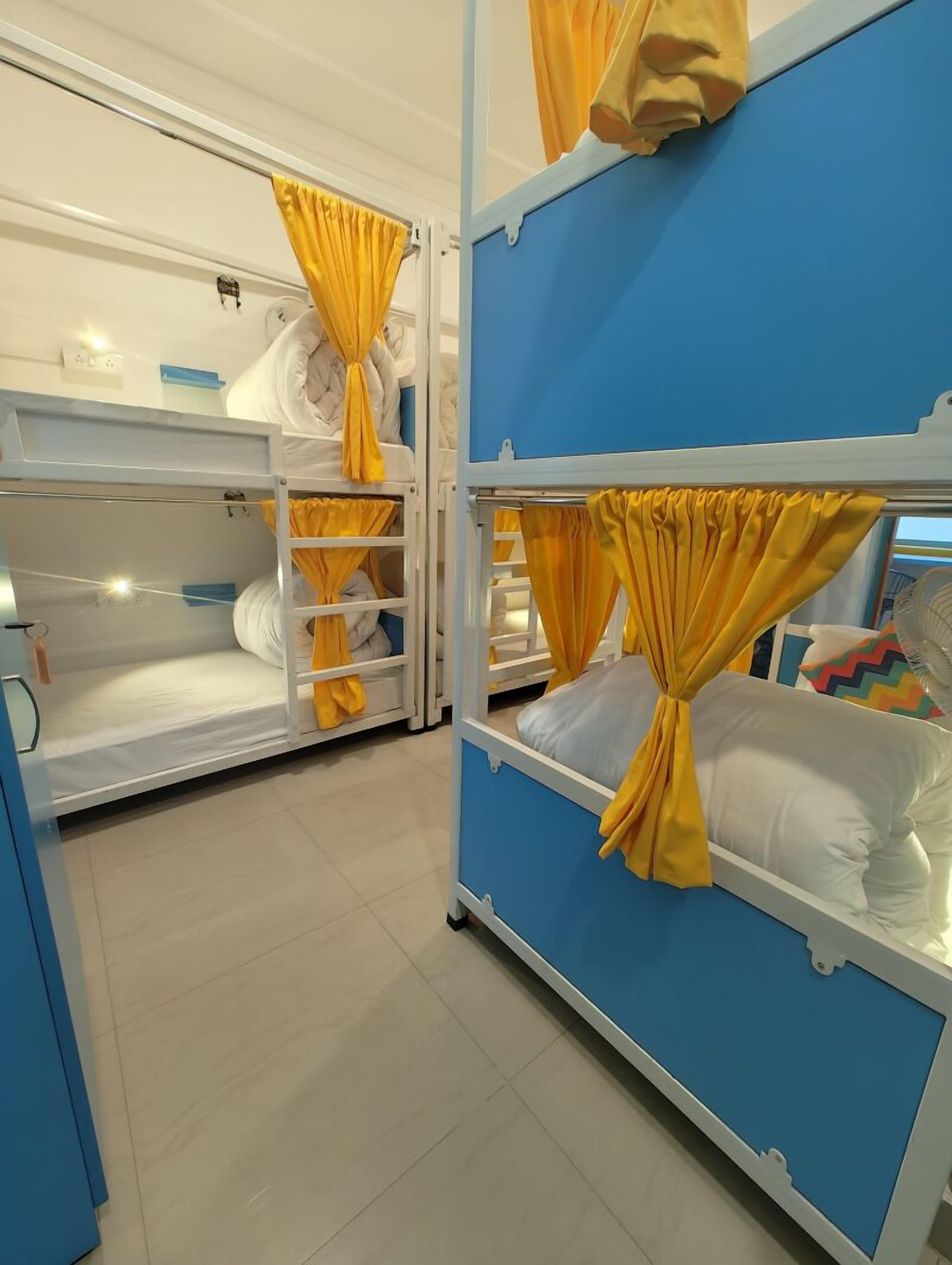 Bed In 6 Bed Mixed Dormitory Room With Ensuite Bathroom | Free WiFi, bed sheets