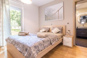 7 bedrooms, Internet, bed sheets