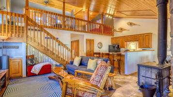 Smart TV, caminetto, studio, monitor per computer