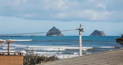 Seaside Family Bach in New Plymouth