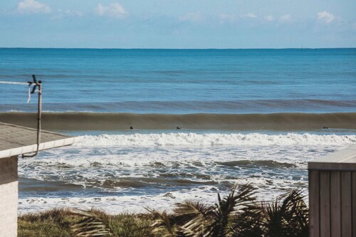 Seaside Family Bach in New Plymouth