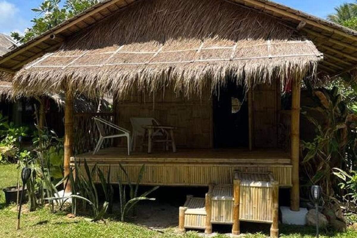 Bungalow, ved strandkanten | Wi-fi (inkludert), individuelt dekorert og individuelt innredet