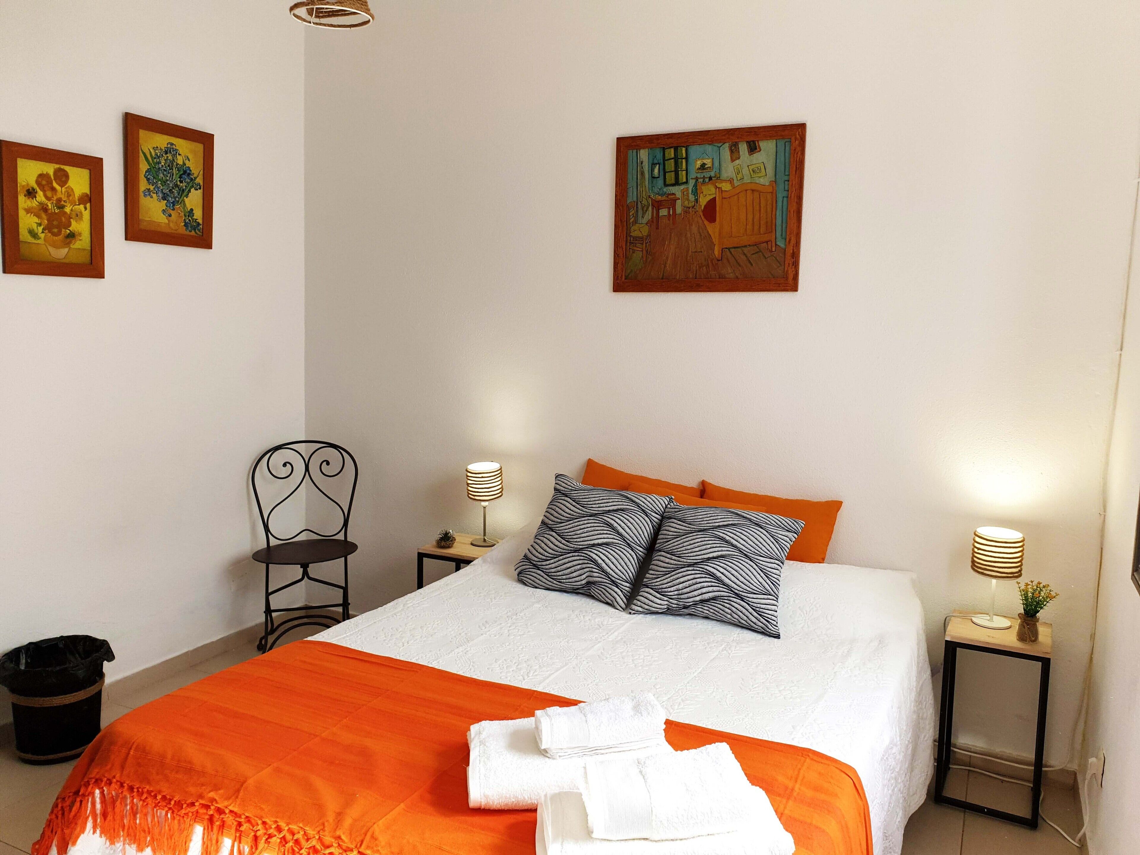 Free cots/infant beds, travel cot, free WiFi, bed sheets