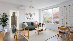 TV, Netflix, streaming services - BOUTIQUE STAYS - Cocomo (Elwood)