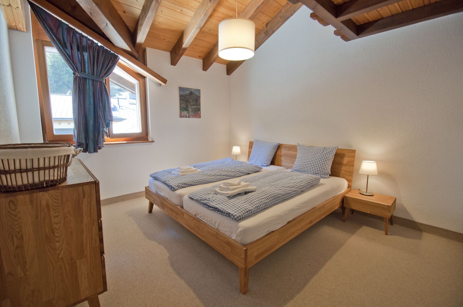 公寓 | 3 間臥室、隨行嬰兒床、床單