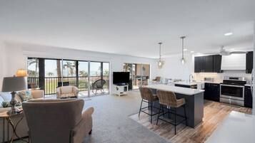 Condo, 2 Bedrooms | View from property