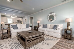 Living room - Southern Ties - 2338 Bienville 4 Bedroom Home by RedAwning (Dauphin Island)
