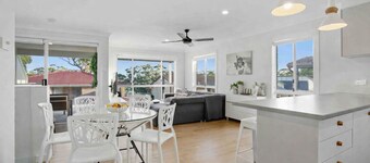 Fin and Tonic by Experience Jervis Bay