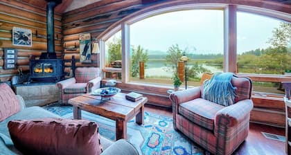 The Boat Motel on Ashley Lake, Sleeping 12