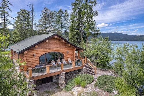 The Boat Motel on Ashley Lake- Where the mountains meet the water.