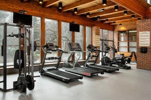 Sports facility - Valhalla Hotel and Conference Centre (Thunder Bay)