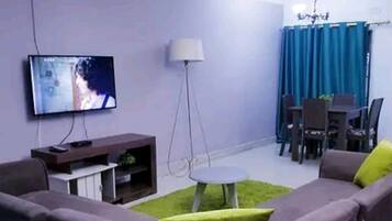 32-inch LED TV with cable channels, TV, DVD player