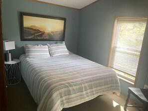 3 bedrooms, free WiFi, bed sheets