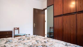 3 Schlafzimmer, Bügeleisen/Bügelbrett, kostenloses WLAN, Bettwäsche