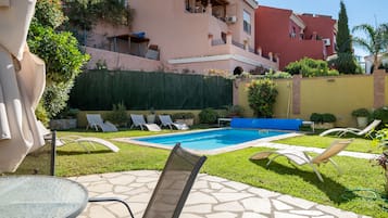 Opvarmet pool