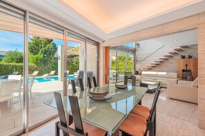 Dining - Villa Agusmar with Sea View, Pool & Wi-Fi (llucmajor)