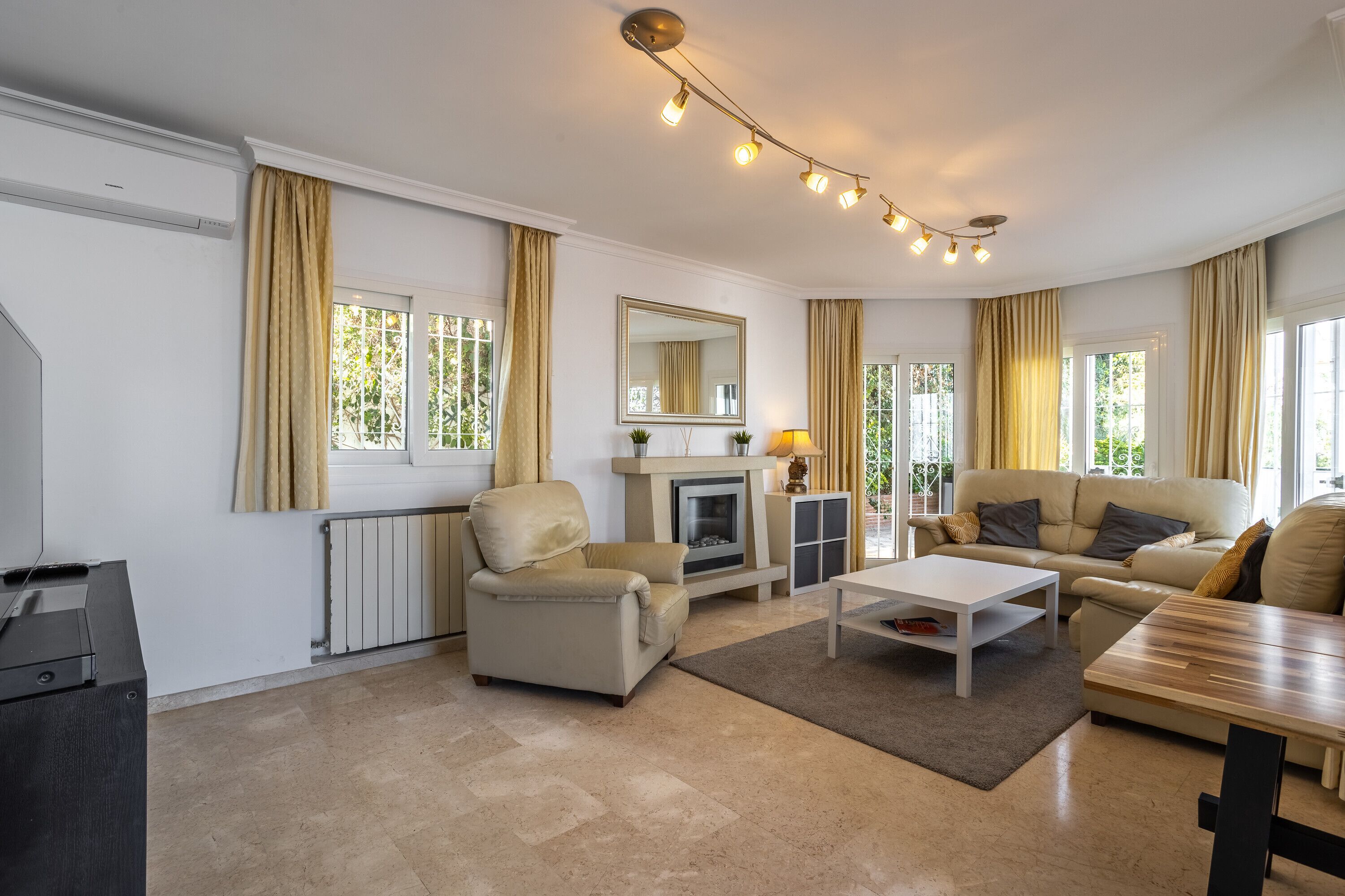 Télévision, lecteur de DVD