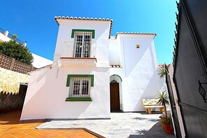 Exterior - Villa 'Casa Isabella Luxury' with Sea View, Wi-Fi and Air Conditioning (Nerja)