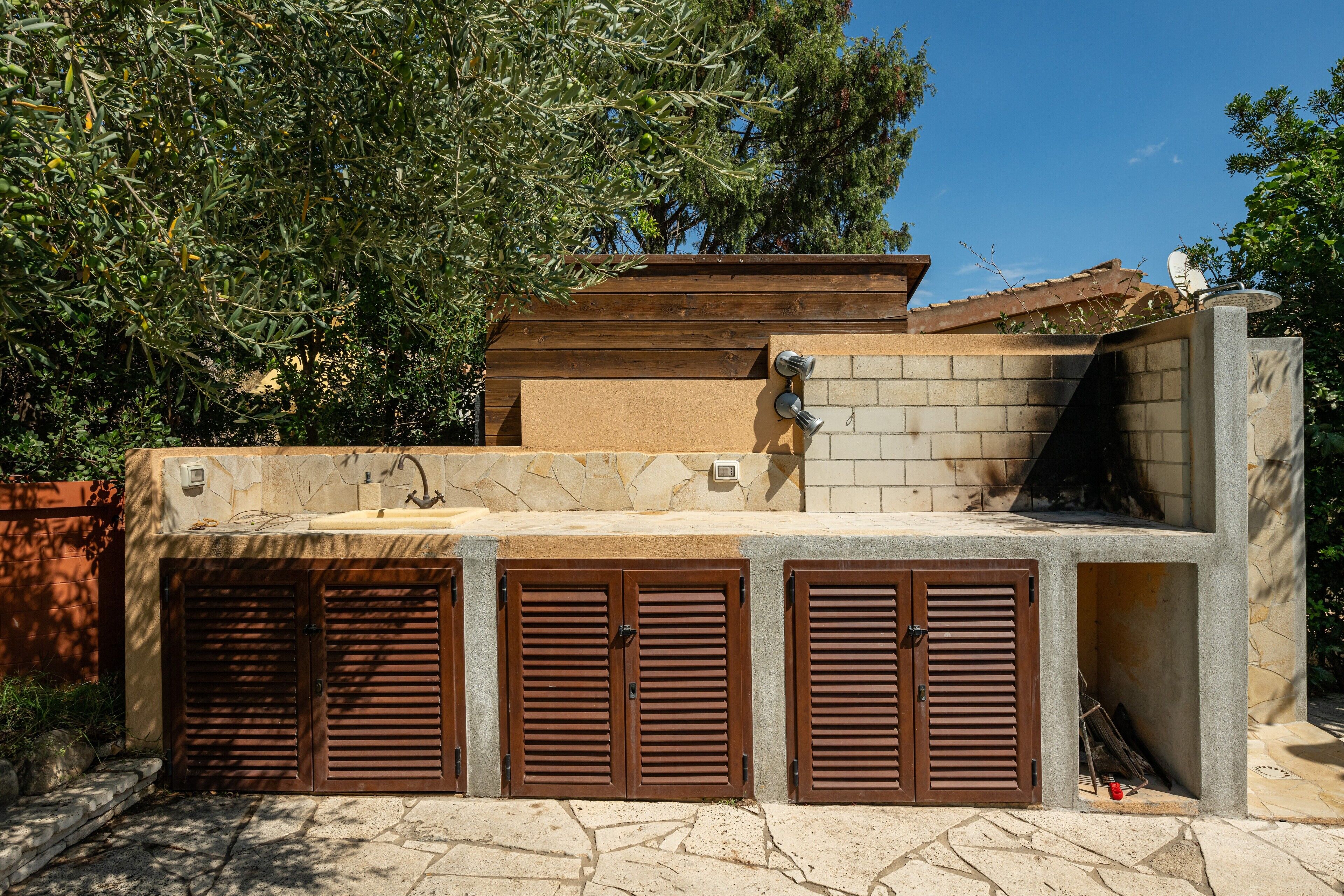 Enceinte de l’hébergement