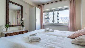 2 chambres, fer et planche Ă  repasser, Wi-Fi gratuit, draps fournis