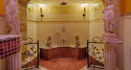 Haustierfreundliches Ferienhaus „Villa Chanel“ mit Pool und Terrassen