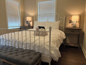 2 camere, ferro/asse da stiro, Wi-Fi gratuito, lenzuola