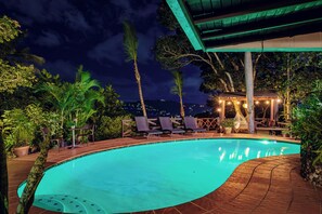 Outdoor pool - Green Nest at the Hills (Guaynabo)