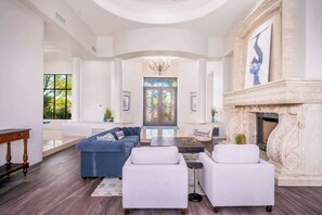 Interior - 4.5 Mil$MouthWateringMansion+Picklebal+Golf+Casita (Scottsdale)