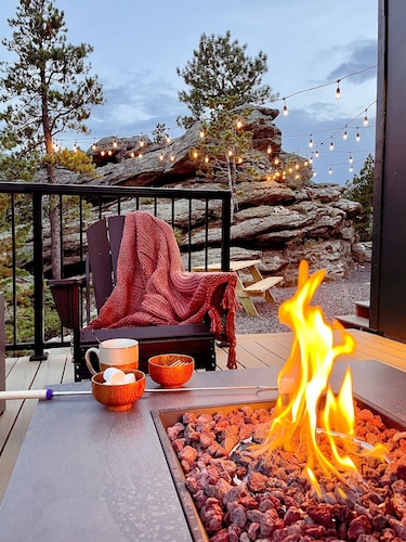 NEW Luxury Cabin 9200 feet, Denver Views