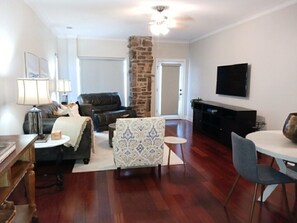 Smart TV, fireplace, DVD player, video library
