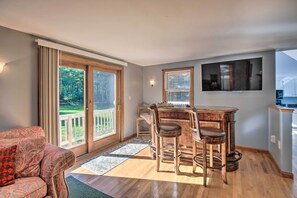 TV, fireplace - Charming Saco Home w/ Deck, 5 Mi to Beach! (Saco)