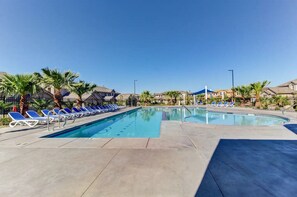 Outdoor pool, a heated pool - Gorgeous Townhome 3-bedroom w/hot tub, pool, and games! (Washington)