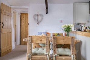 Dining - Jasmine Cottage @ Old Mill Cottages (Paignton)