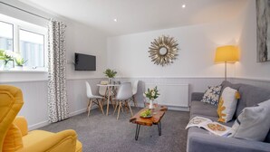 Unclassified image, 3 of 15, button - Salty Dog Apartment @ Sunnybeach (Paignton)