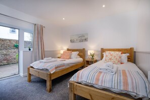 1 quarto, Wi-Fi de cortesia, roupa de cama