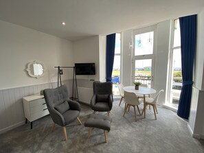 Smart TV - Mermaids View Luxury Studio @ Sunnybeach (Paignton)