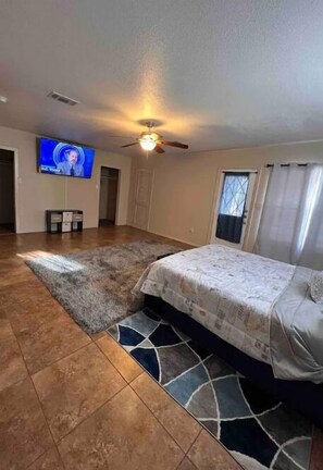 3 bedrooms - Hidden Gem! (San Antonio)