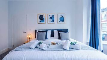 4 Schlafzimmer, Bügeleisen/Bügelbrett, Reisekinderbett, WLAN