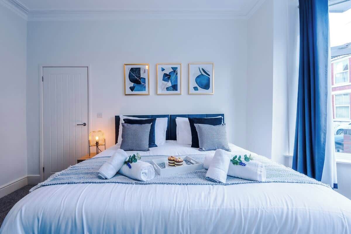 4 habitaciones, tabla de planchar con plancha, cuna de viaje y wifi 