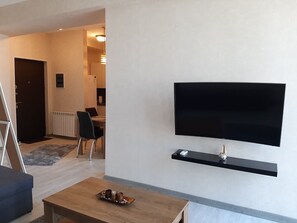 Comfort Apartment | Living area | Flat-screen TV - Luxury Rest-Time Flat (Tbilisi)