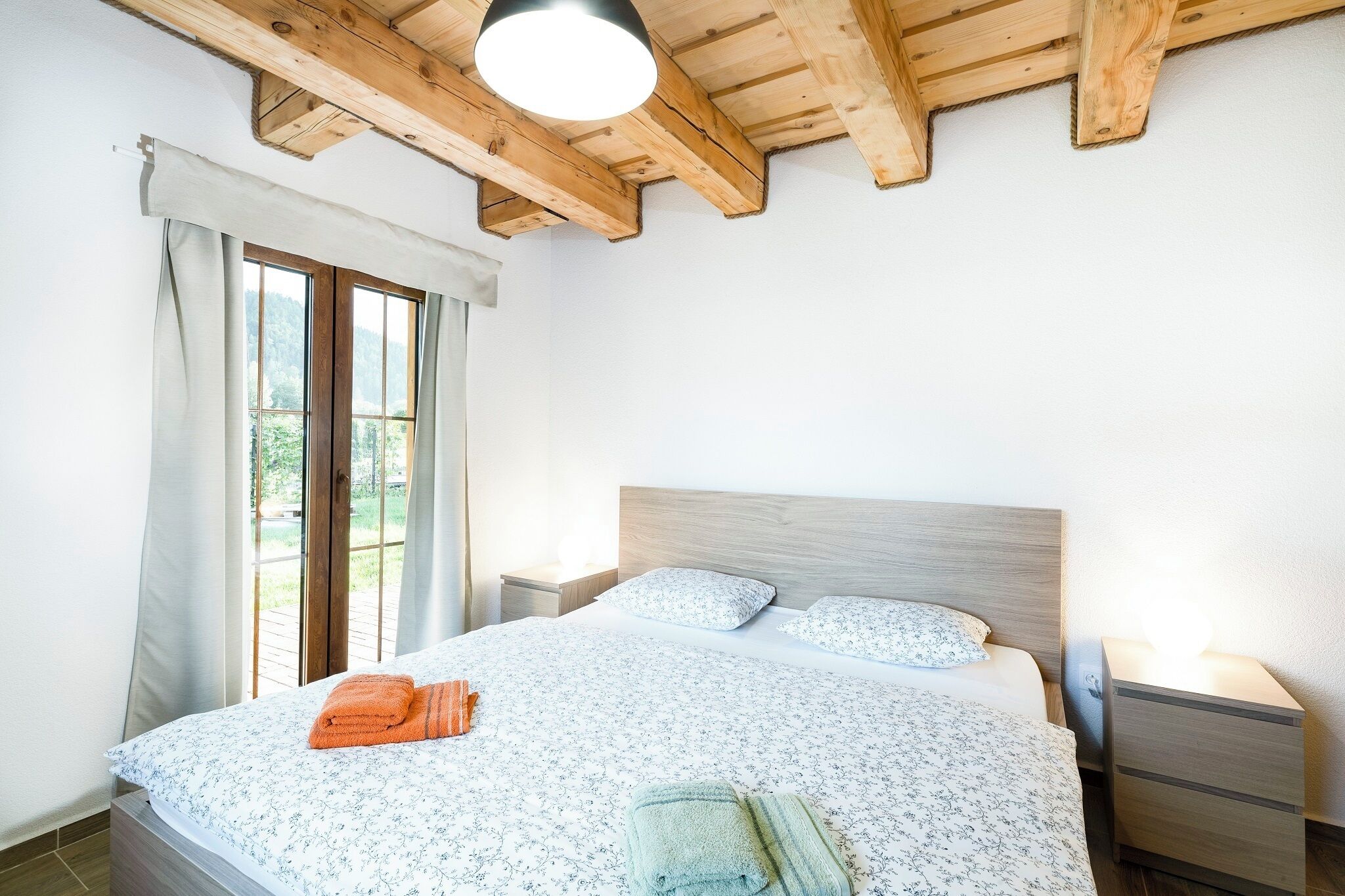 2 bedrooms, in-room safe, travel crib, WiFi