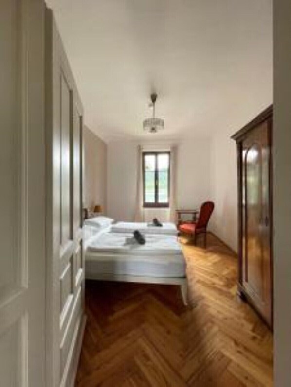 2 bedrooms, WiFi